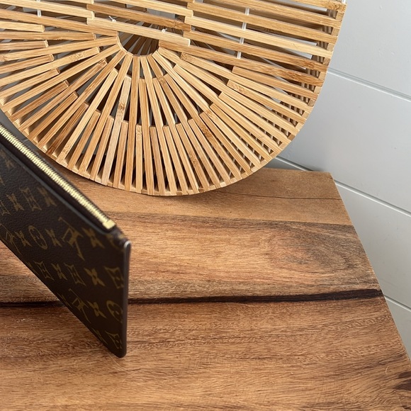 Louis Vuitton monogram Pochette - Picture 7 of 17